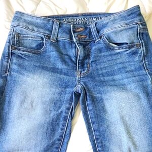 American Eagle Outfitters Women's Light Blue High Rise Jeans